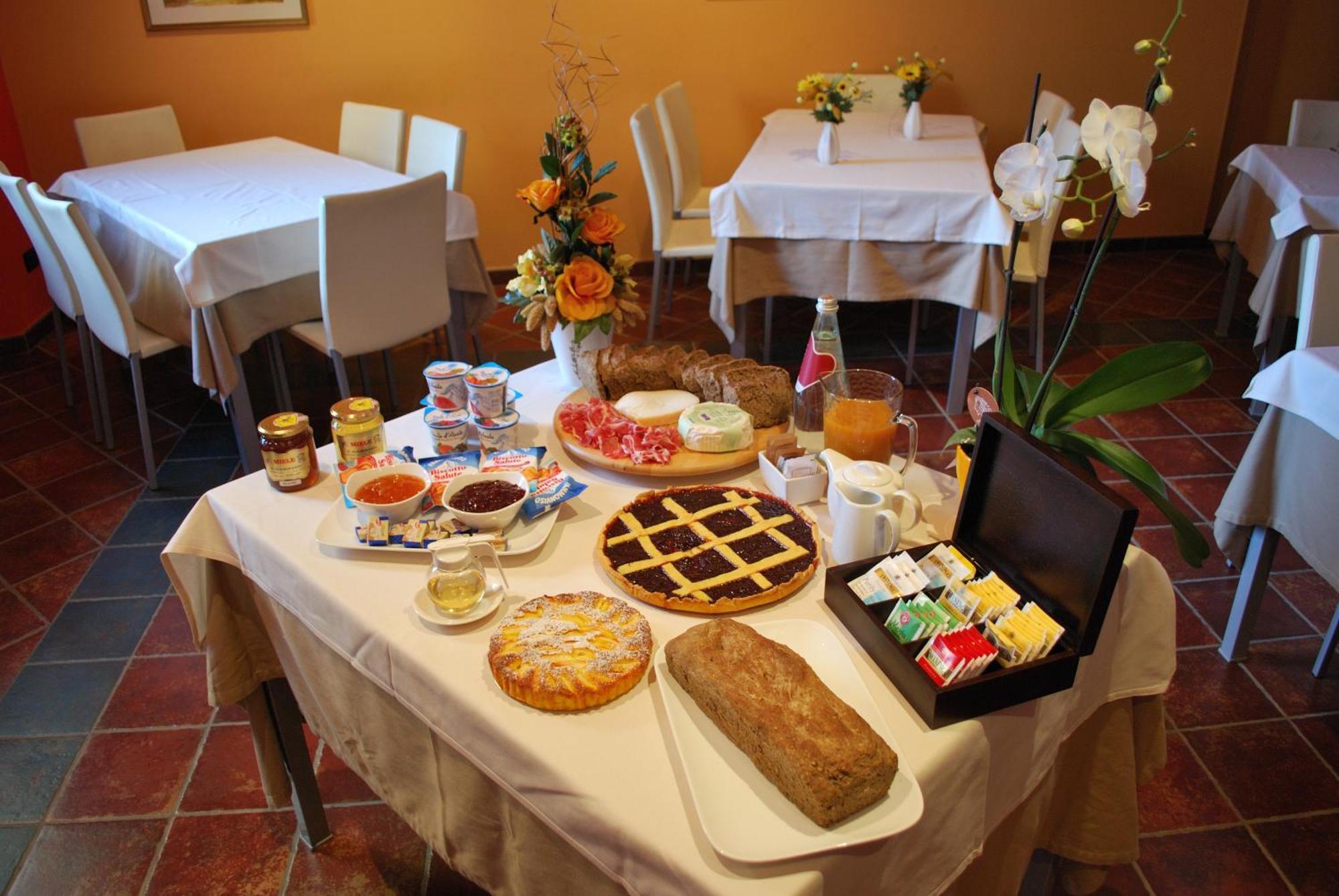 L'Angolo Di Rosina โนเวลโล ภายนอก รูปภาพ