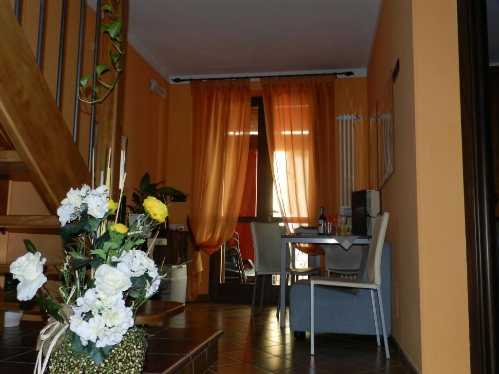 L'Angolo Di Rosina โนเวลโล ภายนอก รูปภาพ